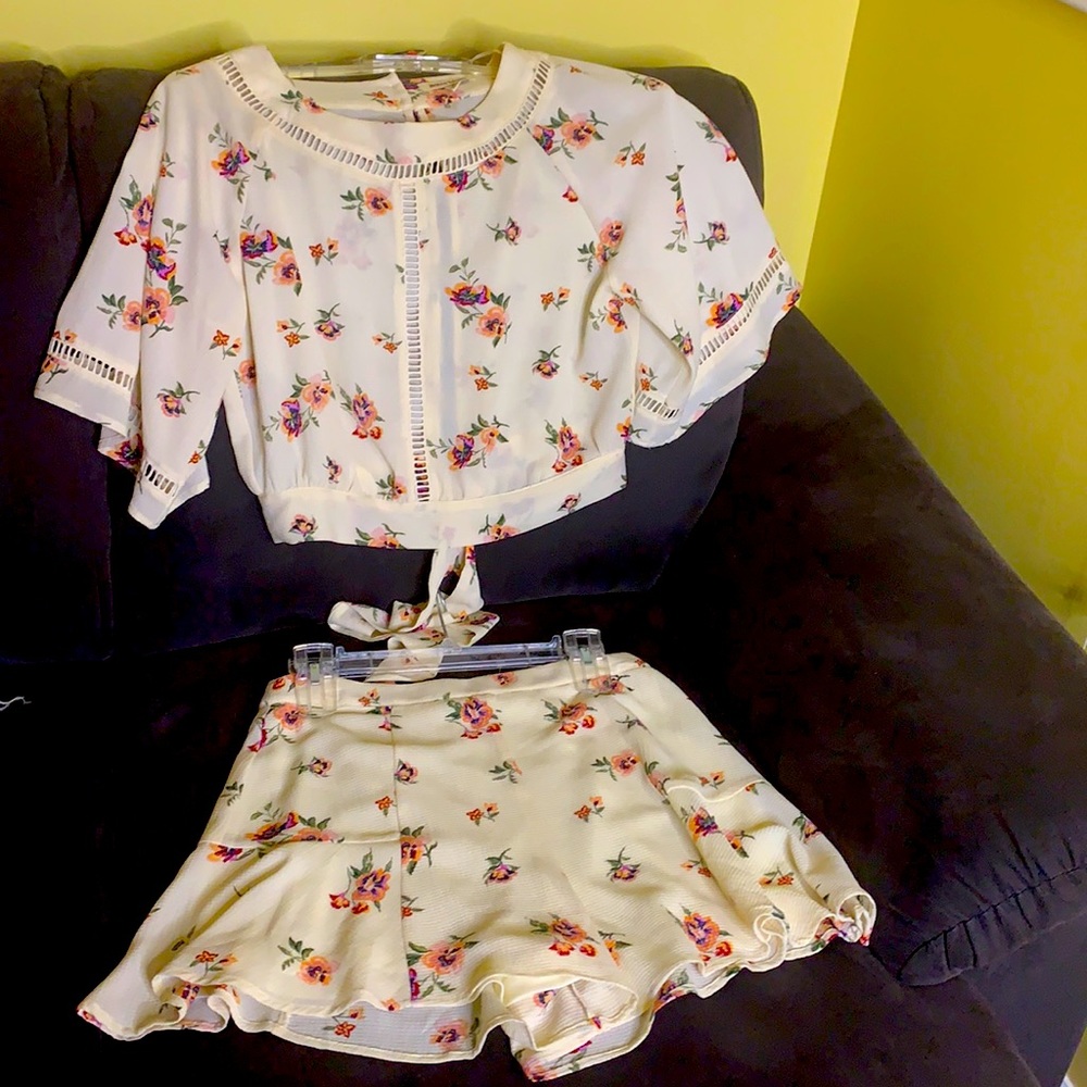 Two piece short set
